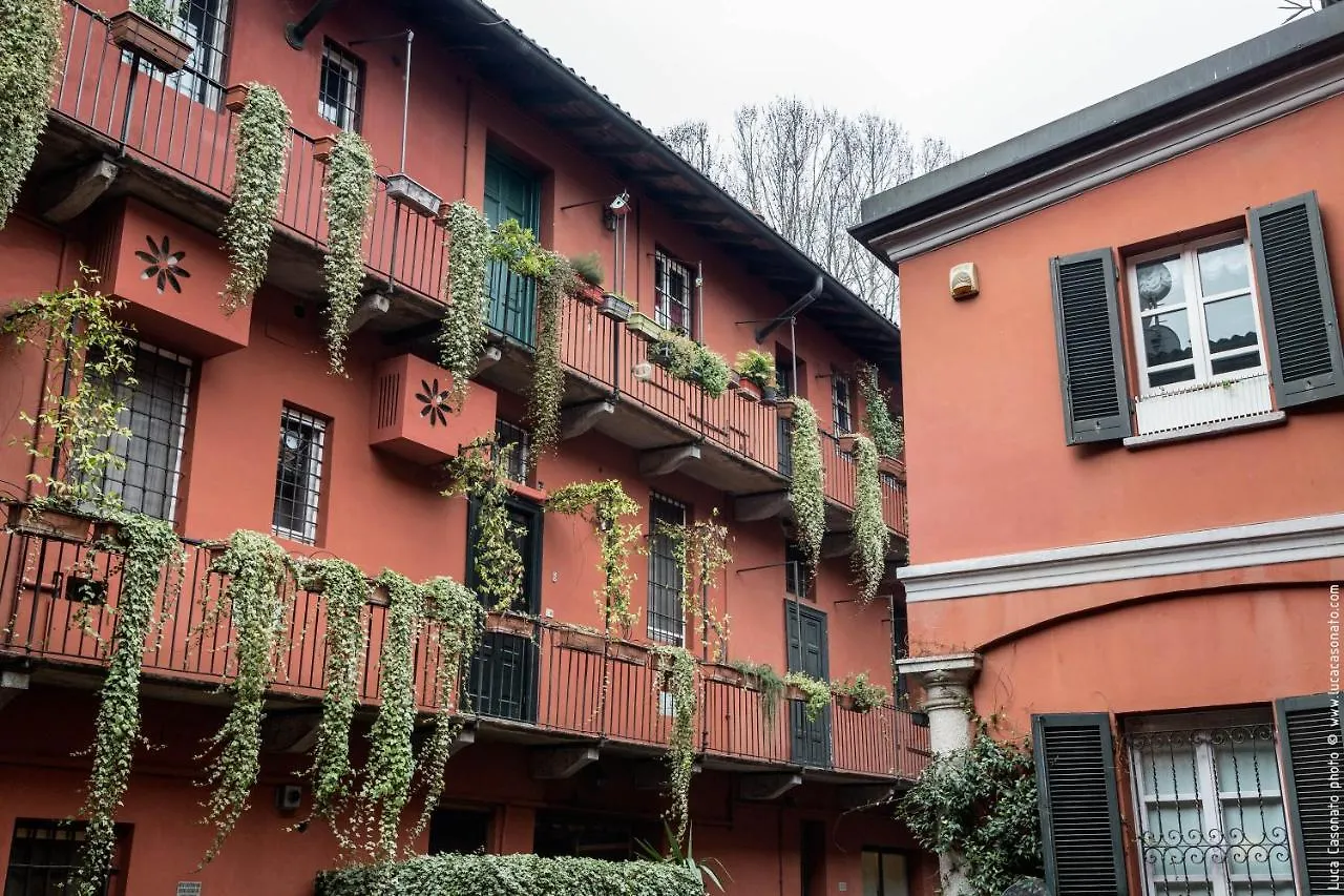 Apartment Ferienwohnung Casa Dolce Casa Alzaia Grande Mailand
